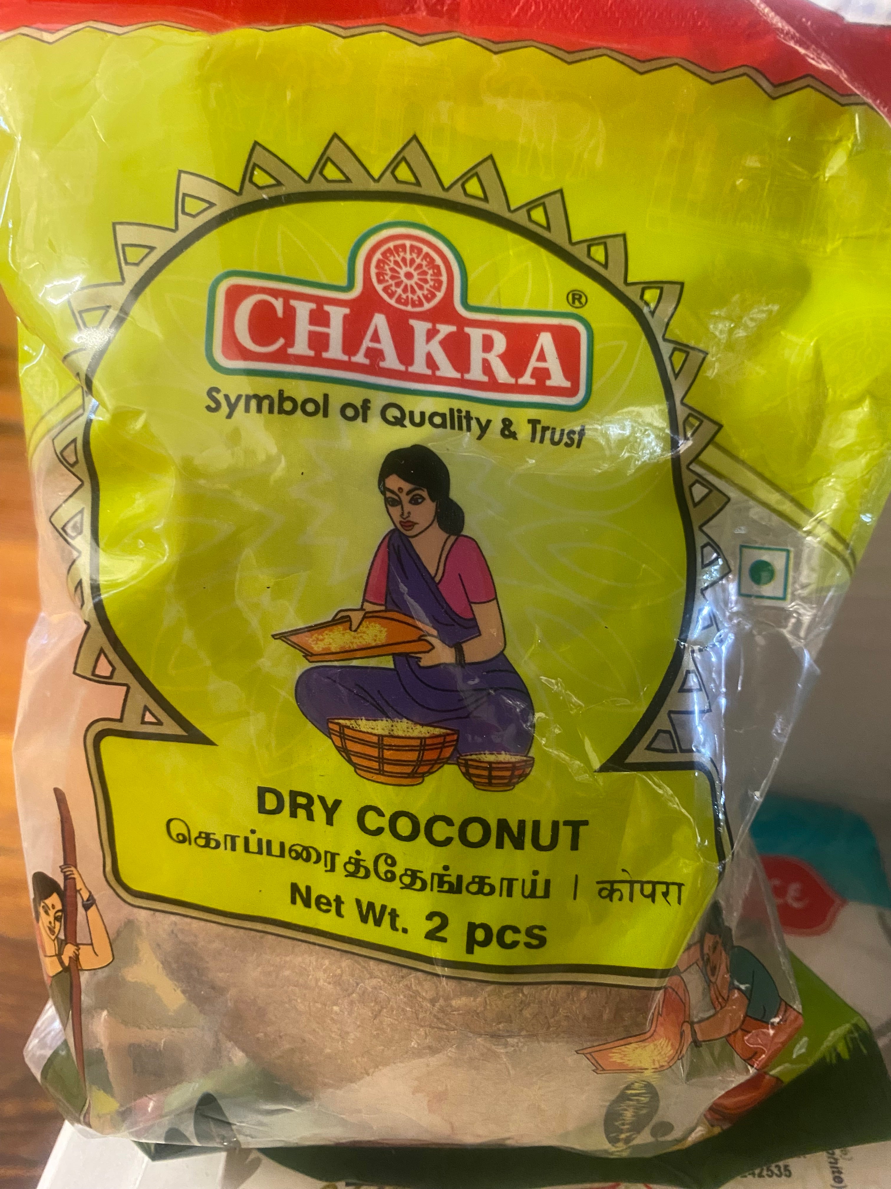 CHAKRA DRY COCONUT WHOLE PACK OF 2 PCS