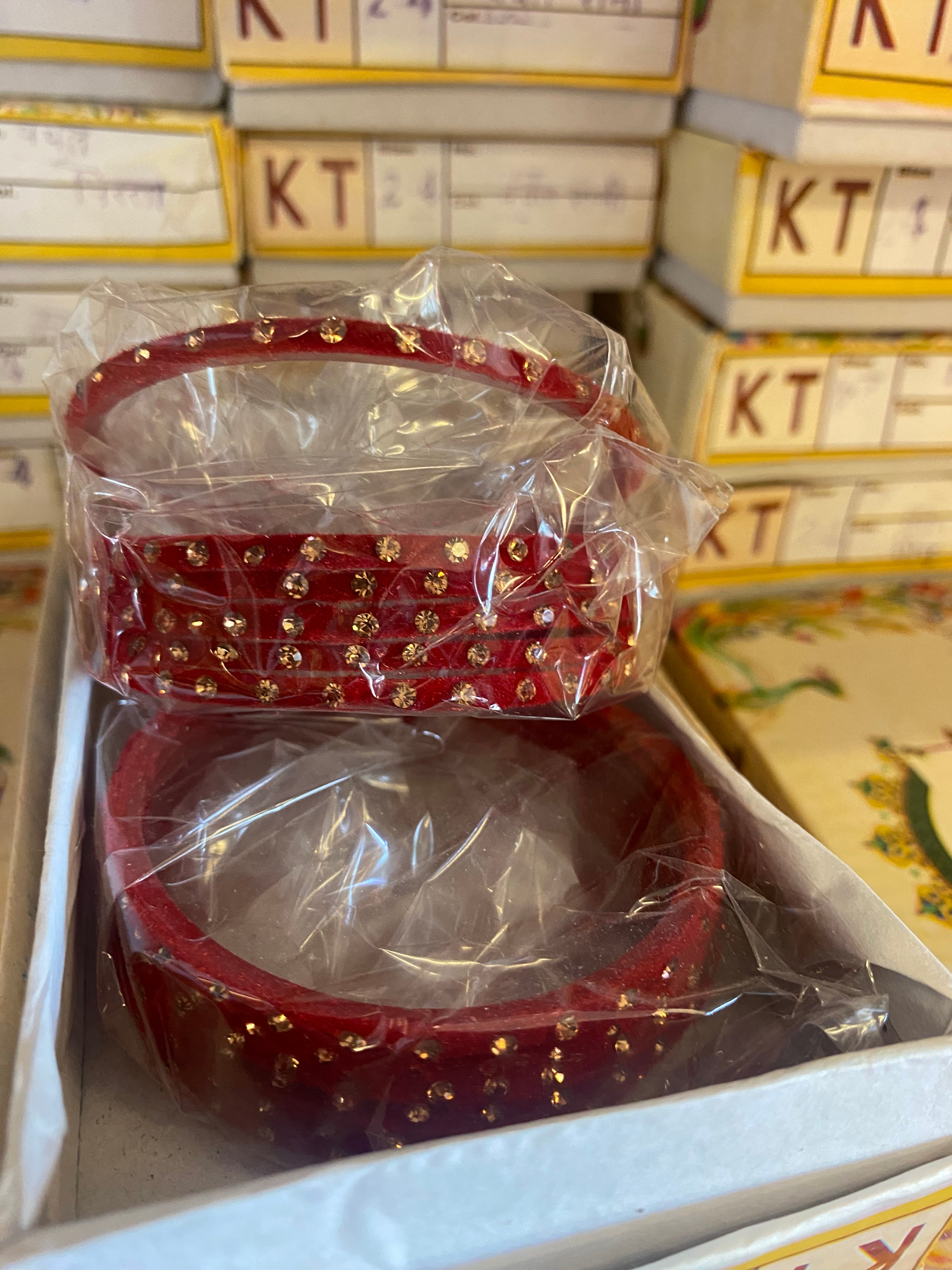 VELVET SIMPLE JARKAN BANGLES ALL SIZE AVAILABLE 2.2, 2.4, 2.6, 2.8