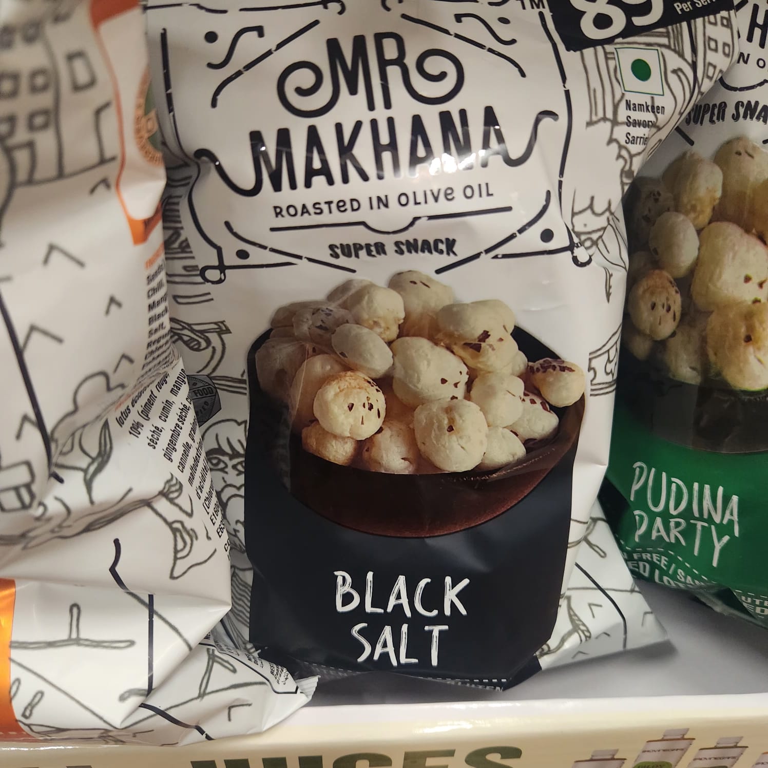 MR MAKHANA BLACK SALT 75 BIG PACK ( FOX NUTS)