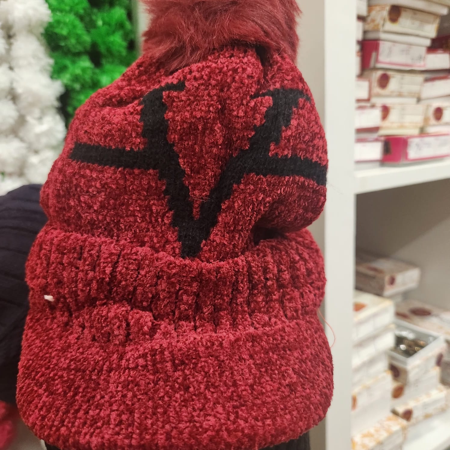 FURR LINNING KID BINNIE FOR WINTERS ( HAT PATTERN)