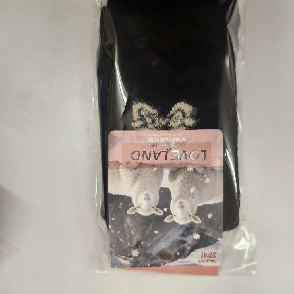 LADIES SOCKS FOR WINTERS FREE SIZE SHEEP WOOLEN