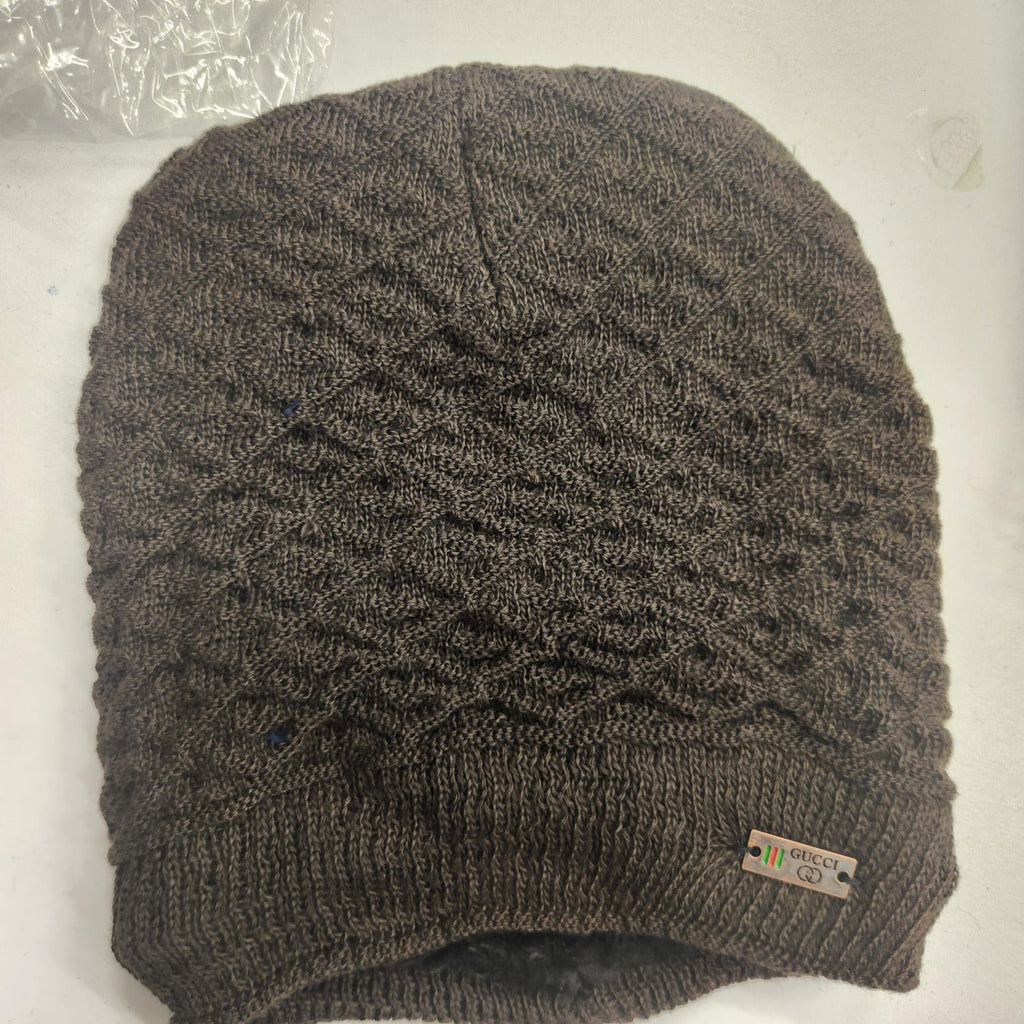 MALE BINNIES ( CAPS) FOR WINTERS FREE SIZE WITH FURR LINNING