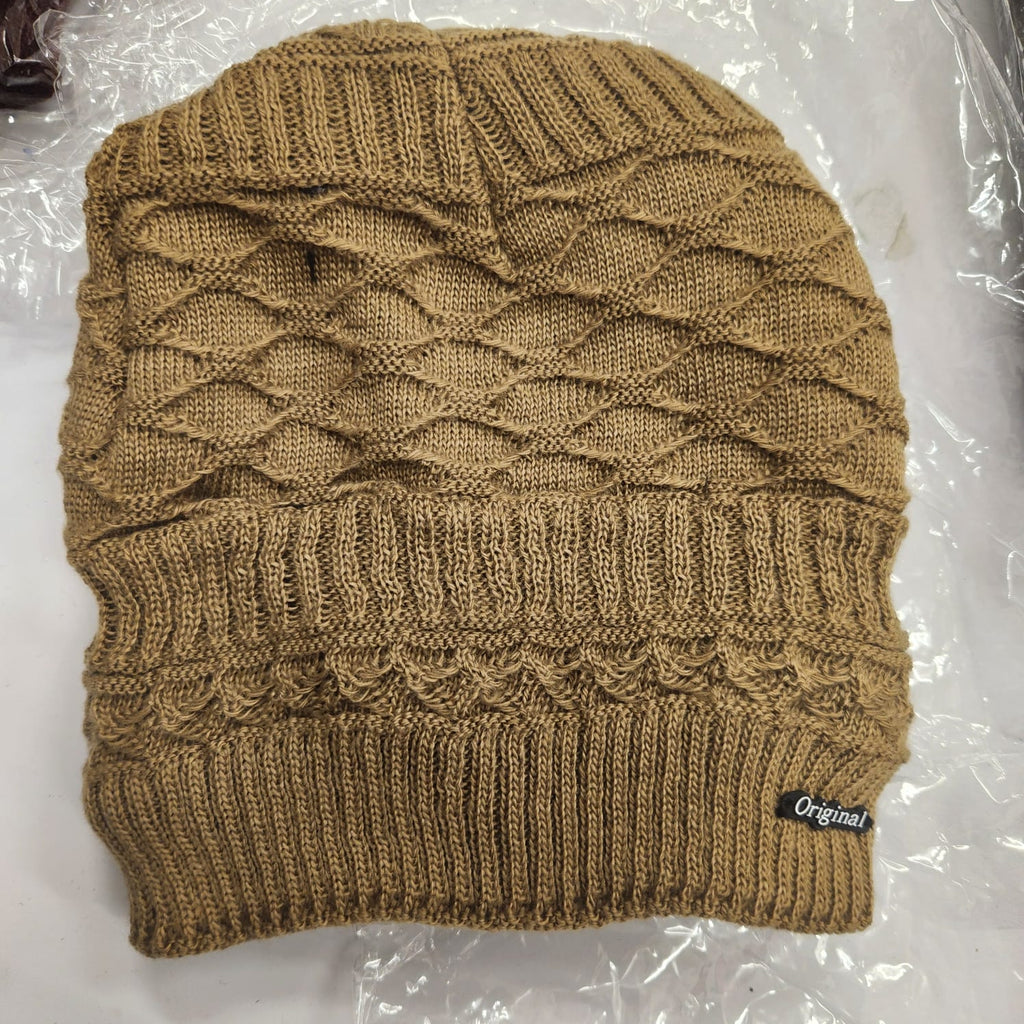 MALE BINNIES ( CAPS) FOR WINTERS FREE SIZE WITH FURR LINNING