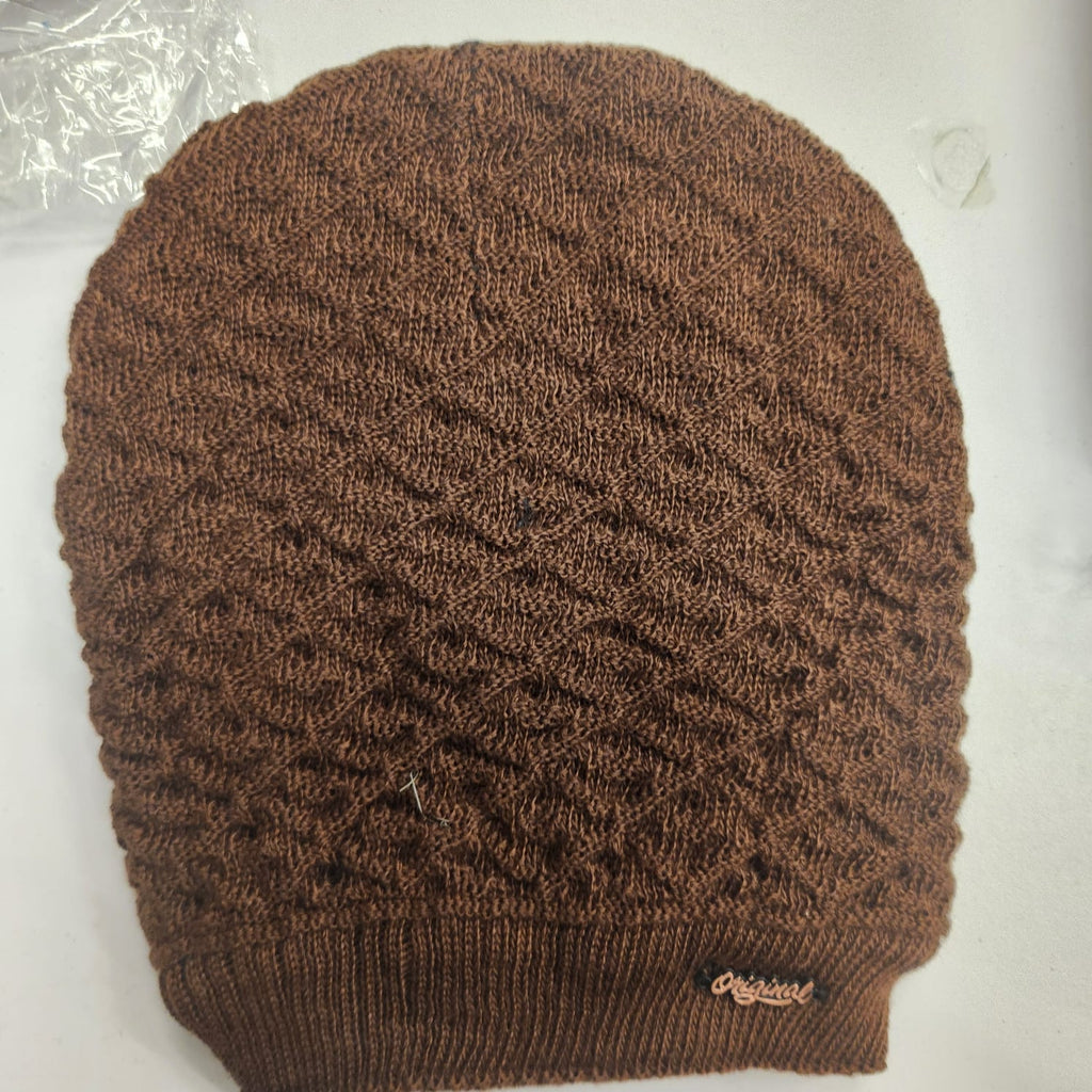 MALE BINNIES ( CAPS) FOR WINTERS FREE SIZE WITH FURR LINNING