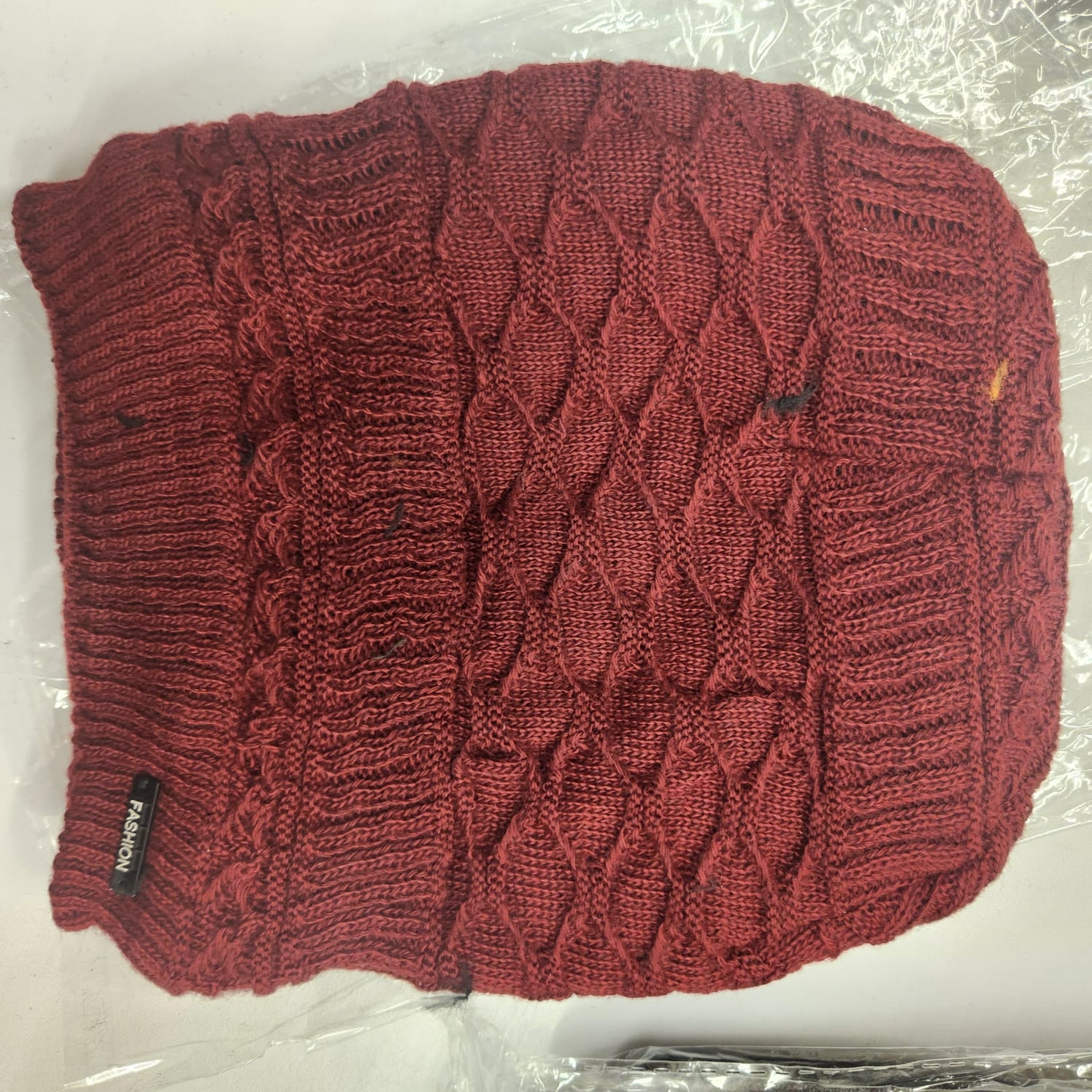 MALE BINNIES ( CAPS) FOR WINTERS FREE SIZE WITH FURR LINNING