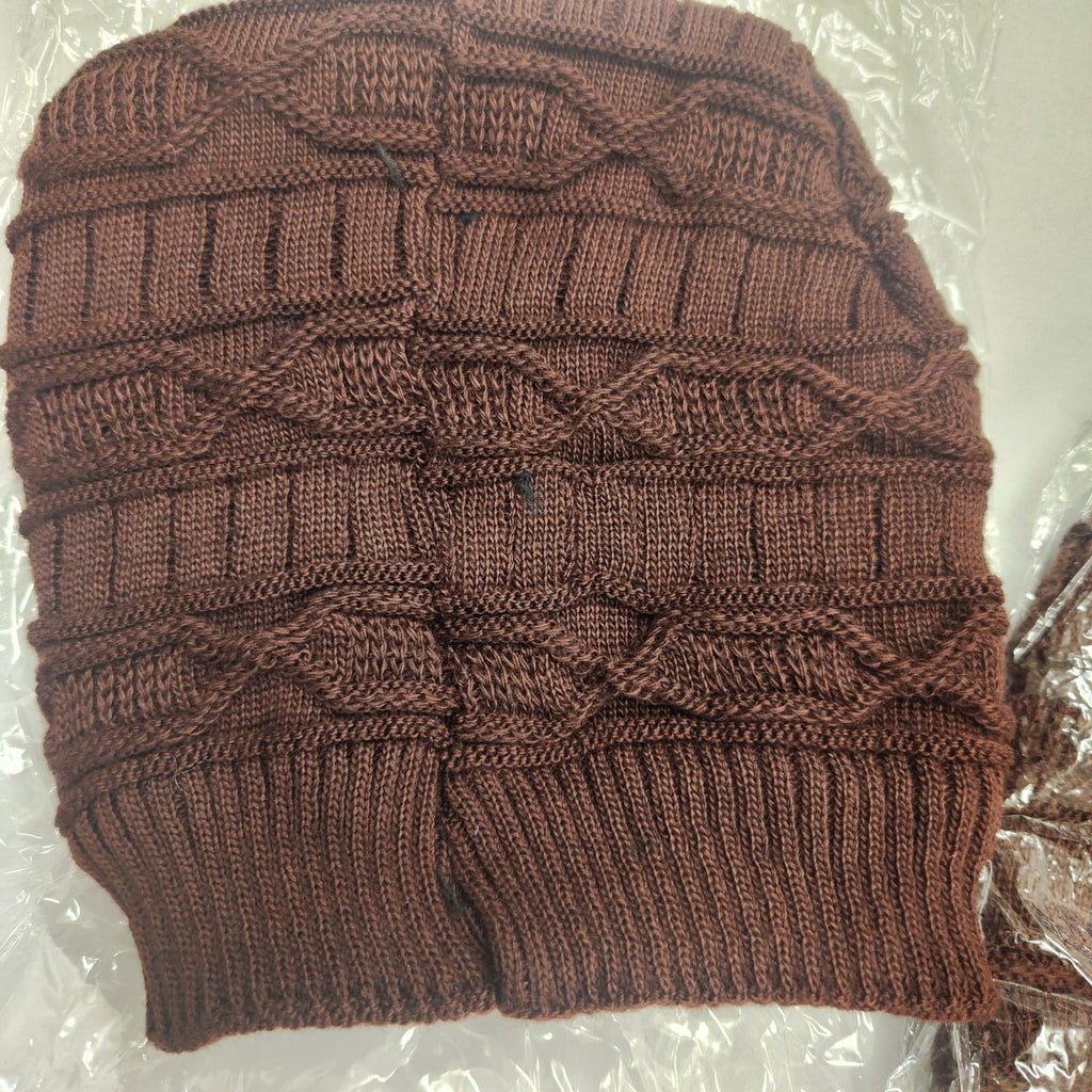 MALE BINNIES ( CAPS) FOR WINTERS FREE SIZE WITH FURR LINNING