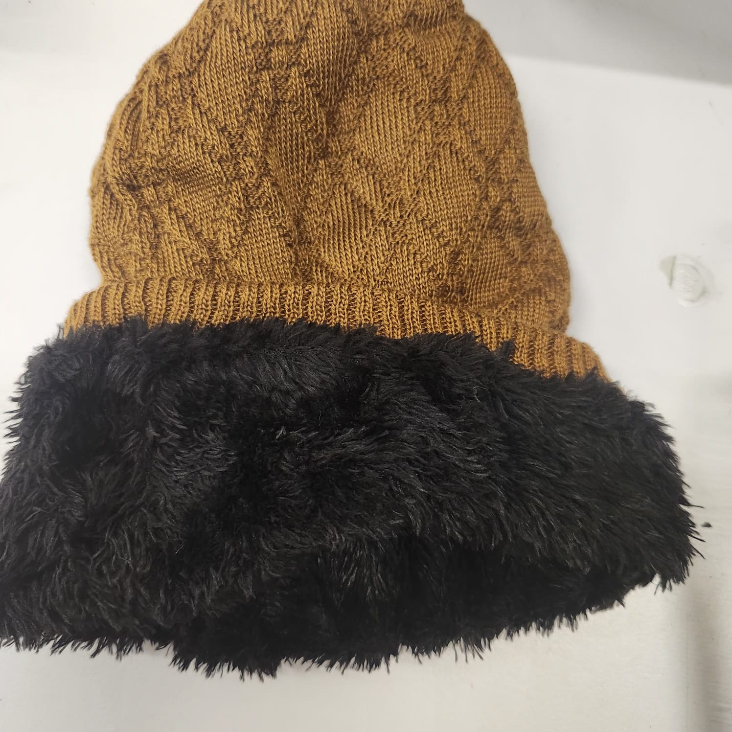 LONG BEANIES FOR WINTERS( FURR LINNING)