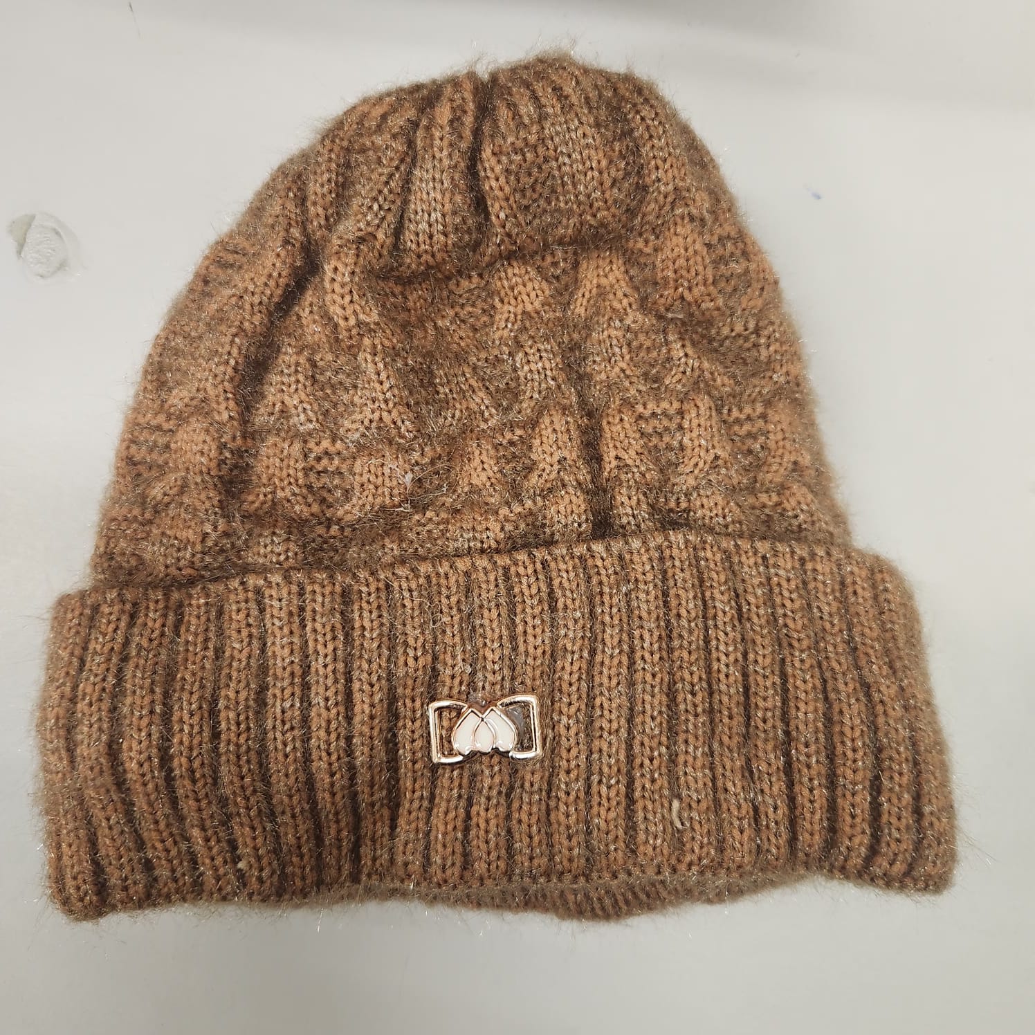 LADIES BEANIES WITH FURR