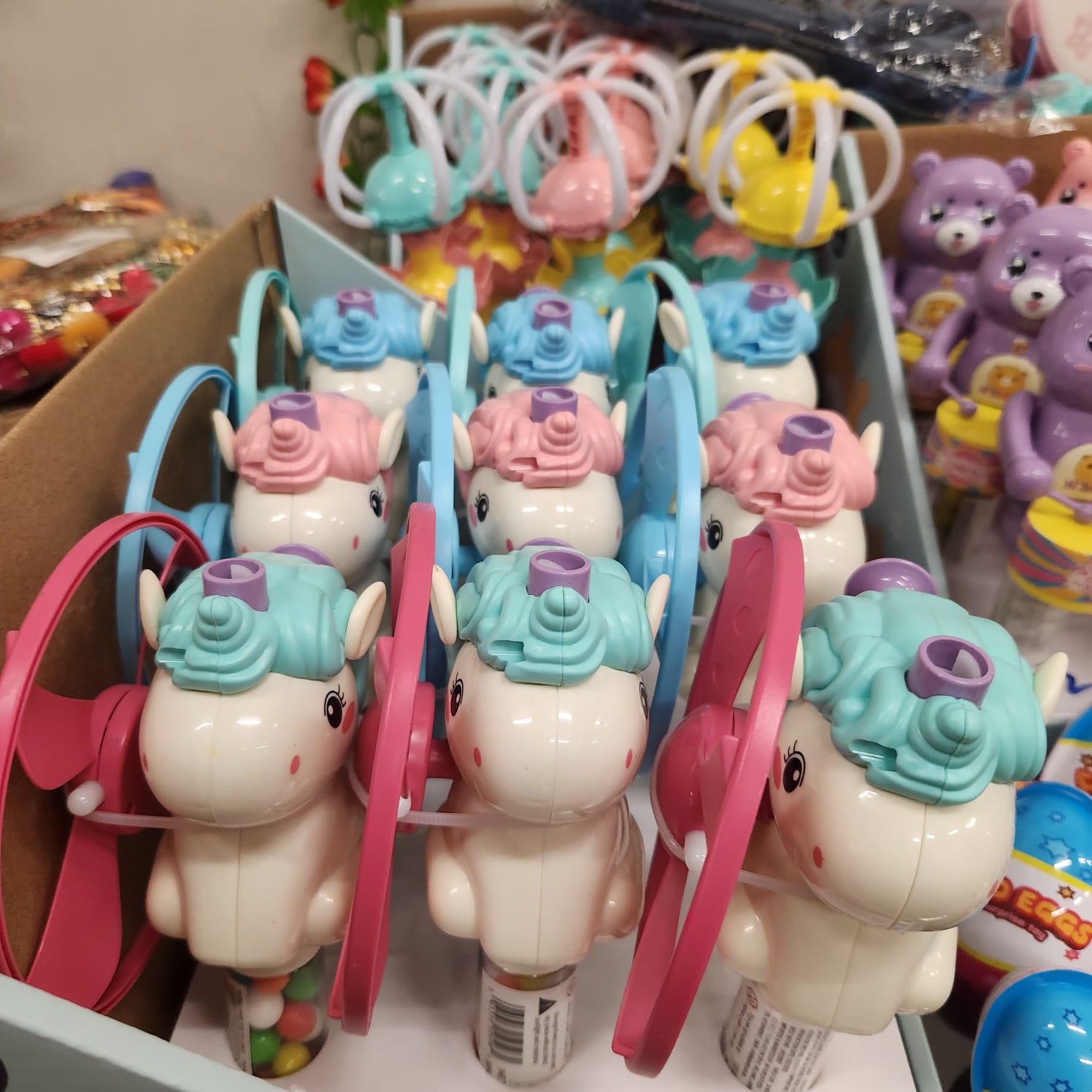 KIDS TOYS WITH CANDIES