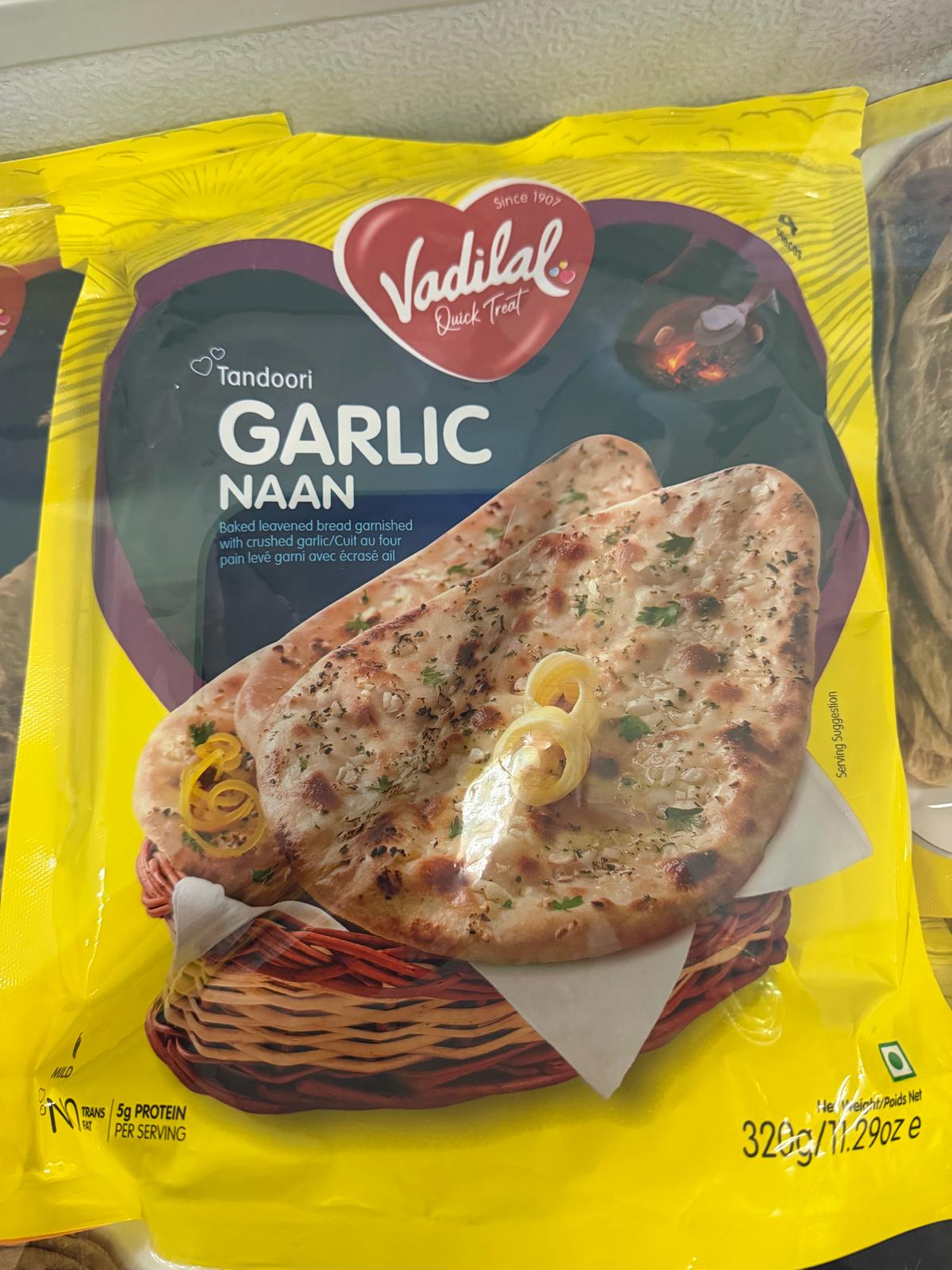 VADILAL GARLIC NAAN 320GM